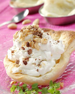 TARTALETITAS DE CHOCOLATE BLANCO Y CACAHUETES