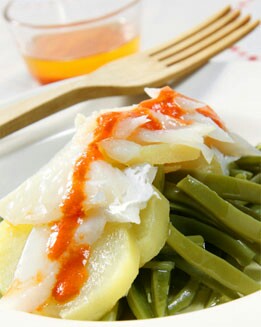 ENSALADA DE VERDURAS Y BACALAO