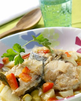 CALDERETA DE CABALLA Y VERDURAS