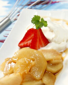 PERAS EN ALMIBAR CON CREMA DE QUESO