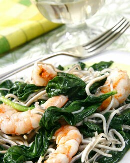 ESPINACAS CON GULAS Y LANGOSTINOS