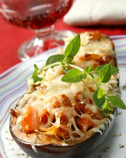 HUEVOS RELLENOS DE ATÚN Y ACEITUNAS