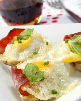 HUEVOS FRITOS DE CODORNIZ AL HORNO