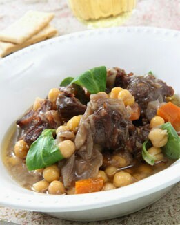 GUISO DE GARBANZOS CON RABO DE TERNERA