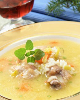 SOPA DE POLLO CON ARROZ
