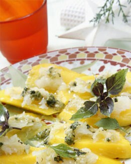 ENSALADA DE MANGO Y CARPACCIO DE BACALAO