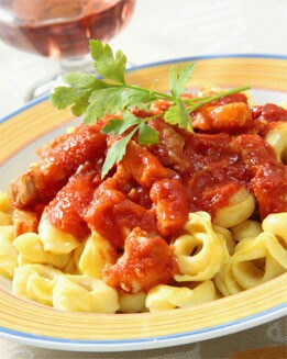 PASTA CON SALSA DE TOMATE