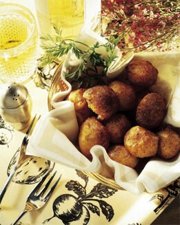 BUÑUELOS DE QUESO