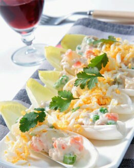 ENDIBIAS RELLENAS DE ENSALADILLA