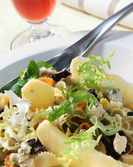 ENSALADA DE PASTA CON QUESO AZUL