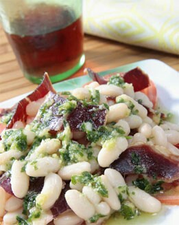 ENSALADA DE ALUBIAS Y CECINA
