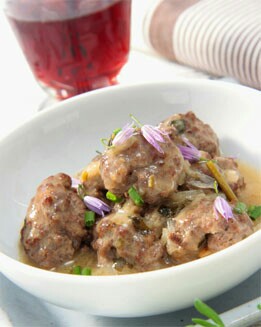 ALBÓNDIGAS EN SALSA