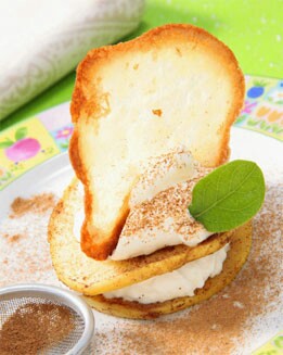MANZANAS  CON TEJAS Y NATA