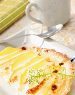 HOJALDRE DE FRUTAS Y QUESO MASCARPONE
