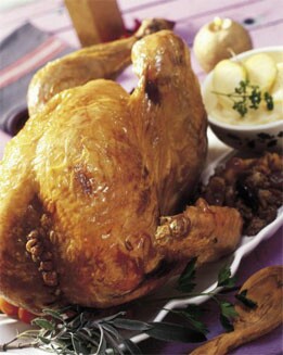 PAVO RELLENO DE FRUTAS SECAS CON COMPOTA