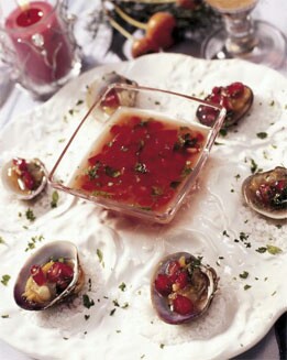 ALMEJAS CON VINAGRETA DE GRANADAS
