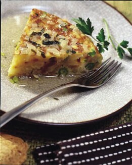 TORTILLA DE PATATAS Y GUISANTES EN SALSA