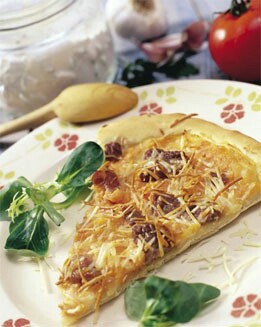 PIZZA DE SOLOMILLO CON SALSA DE TOMATE