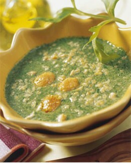 SOPA ESTIVAL CON ESPINACAS