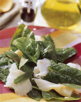 ENSALADA DE BACALAO CON ACEITE DE NUEZ