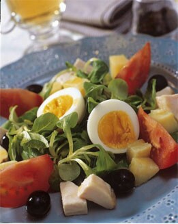 ENSALADA CAMPERA CON POLLO AL TOMILLO