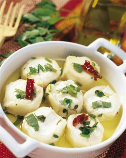 QUESO DE CABRA EN ACEITE DE ALBERQUINA