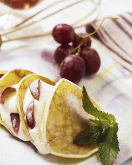 TORTITAS CON YOGUR Y UVA