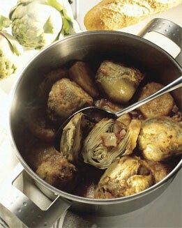 ALCACHOFAS RELLENAS EN SALSA CLARA