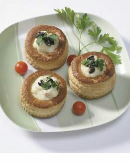 HOJALDRITOS DE BACALAO Y TRUFA
