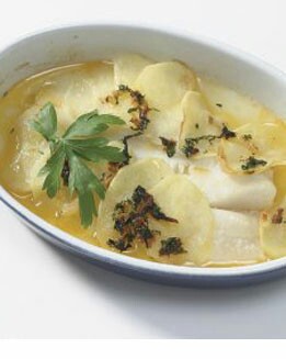 LOMOS DE BACALAO CON ESCAMAS DE PATATA
