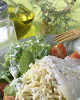 ENSALADA DE PASTA CON AHUMADOS