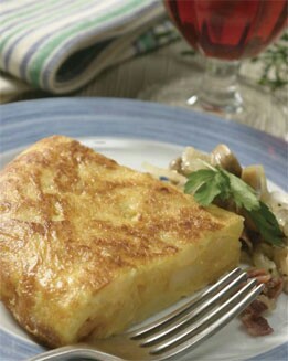 TORTILLA DE PATATAS CON SALTEADO DE CHAMPIÑONES