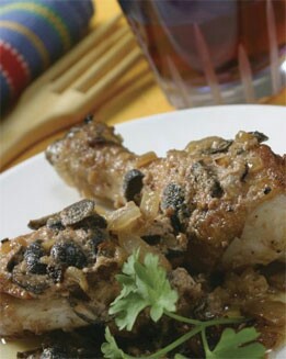 POLLO AL HORNO CON SALSA DE ACEITUNAS