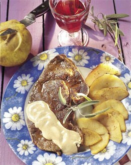 HÍGADO DE TERNERA CON MANZANA