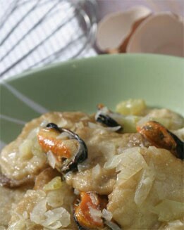 PATATAS A LA IMPORTANCIA CON MEJILLONES