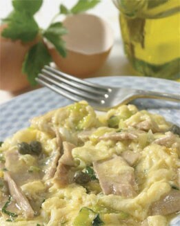HUEVOS REVUELTOS CON VENTRESCA
