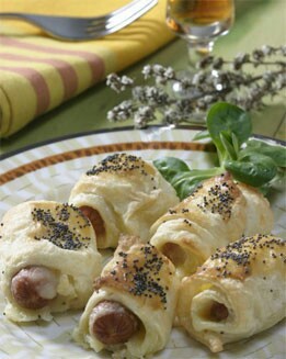ROLLITOS HOJALDRADOS DE SALCHICHAS