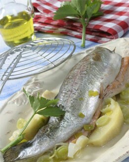 TRUCHAS AL HORNO CON SALSA DE SIDRA