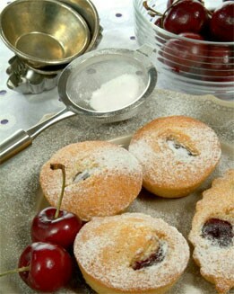 PASTELITOS DE CEREZAS