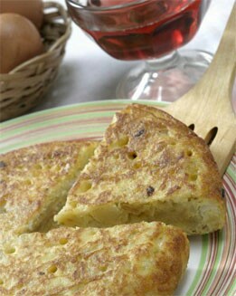 TORTILLA DE BACALAO CON PATATAS