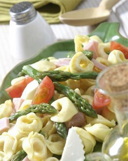 ENSALADA DE TORTELLINI CON ESPÁRRAGOS