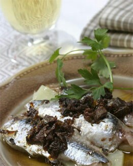 SARDINAS AL HORNO CON ACEITE DE TOMATES