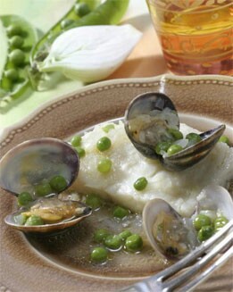 BACALAO EN SALSA VERDE CON ALMEJAS