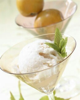 HELADO DE NÍSPEROS