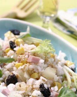 ENSALADA DE ARROZ, PIÑA Y PASAS
