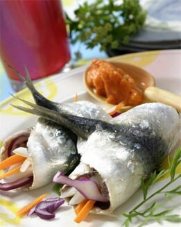 ROLLITOS DE SARDINAS MARINADAS