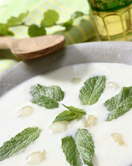 SOPA DE MELÓN CON MENTA