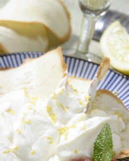 TEJA DE ALMENDRA CON MOUSSE DE LIMÓN