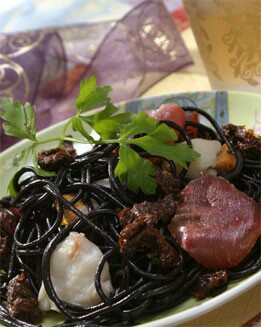 ENSALADA DE PASTA, VIEIRAS Y JAMÓN IBÉRICO