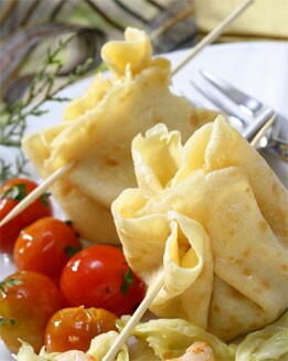 CREPES DE REYES CON SALTEADO DE VEGETALES